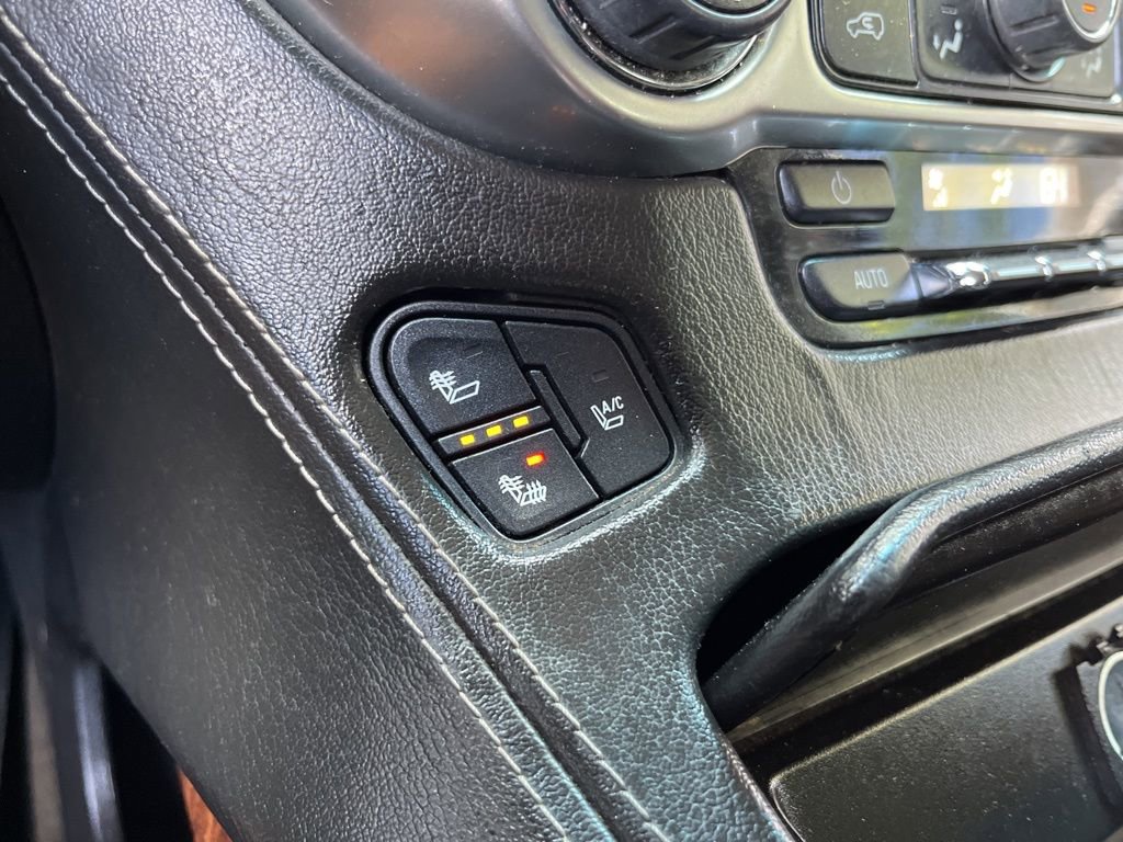 Used 2015 Chevrolet Suburban LTZ w/ Max Trailering Package AWD/4WD image 37