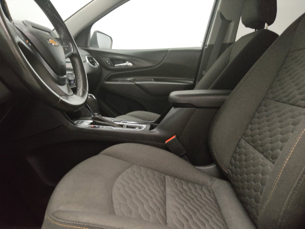 Used 2019 Chevrolet Equinox LT AWD/4WD image 17
