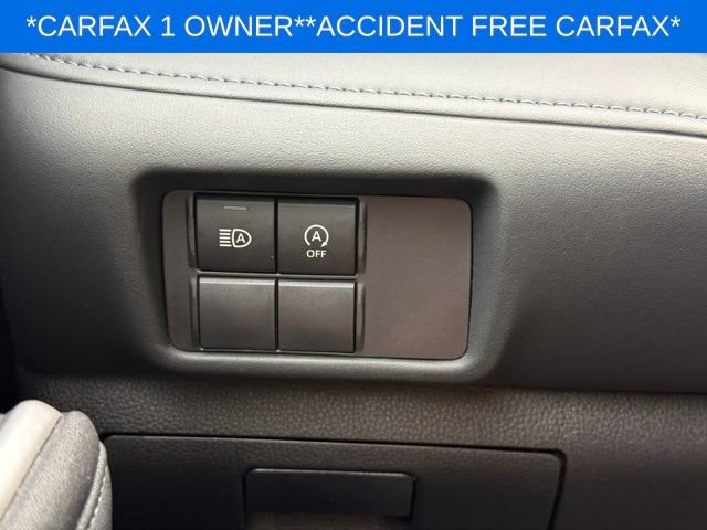 Used 2023 Toyota Highlander L FWD image 31
