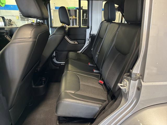Used 2017 Jeep Wrangler Unlimited Sahara image 26