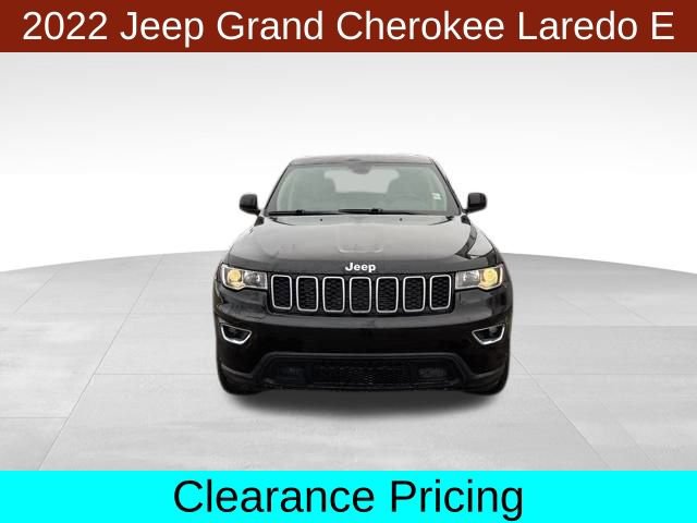 Used 2022 Jeep Grand Cherokee Laredo E w/ Security & Convenience Group AWD/4WD image 2