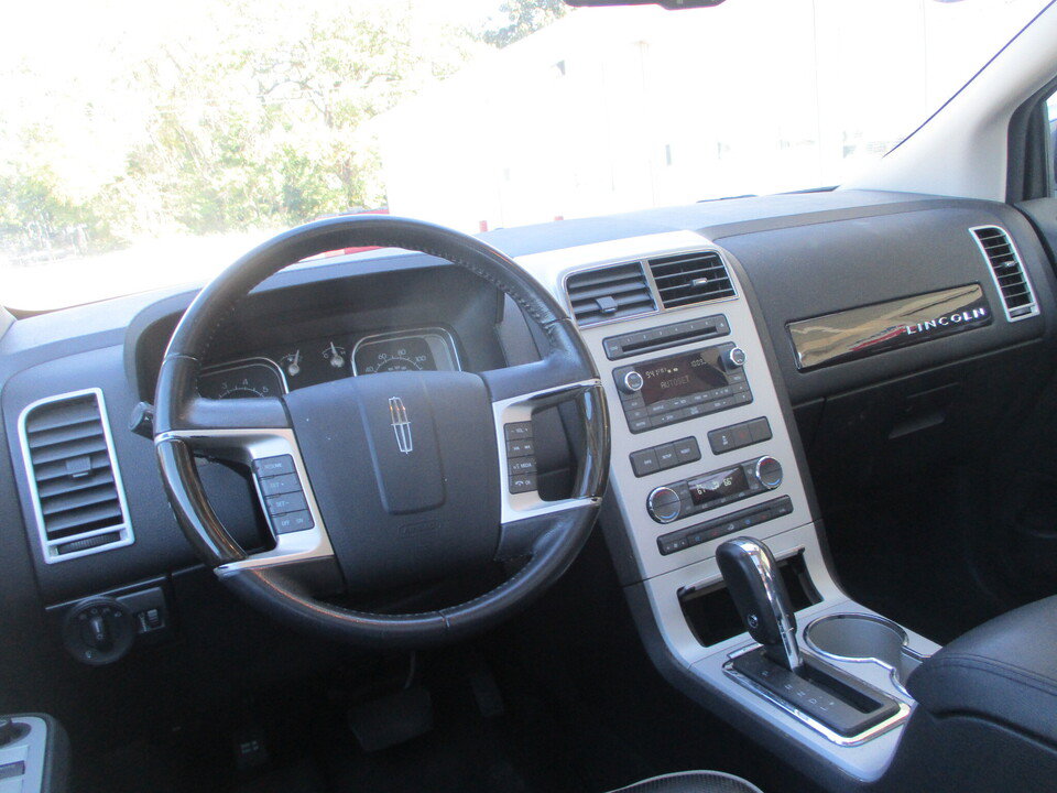 Used 2008 Lincoln MKX AWD image 7