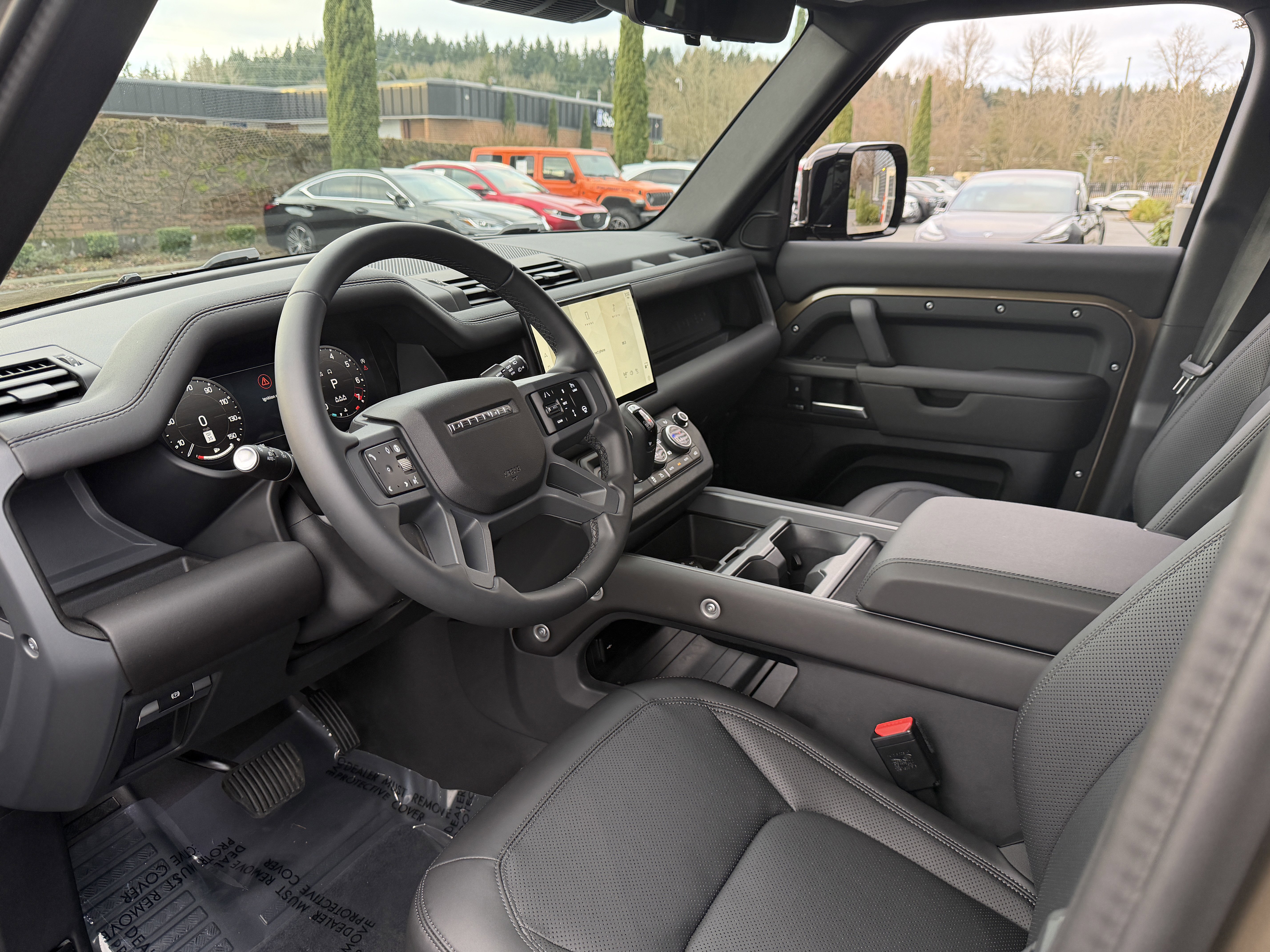 Certified 2025 Land Rover Defender 110 X-Dynamic SE image 19