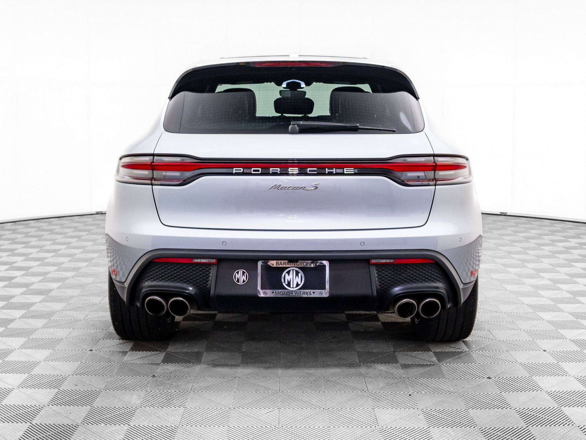 Certified 2023 Porsche Macan S image 10