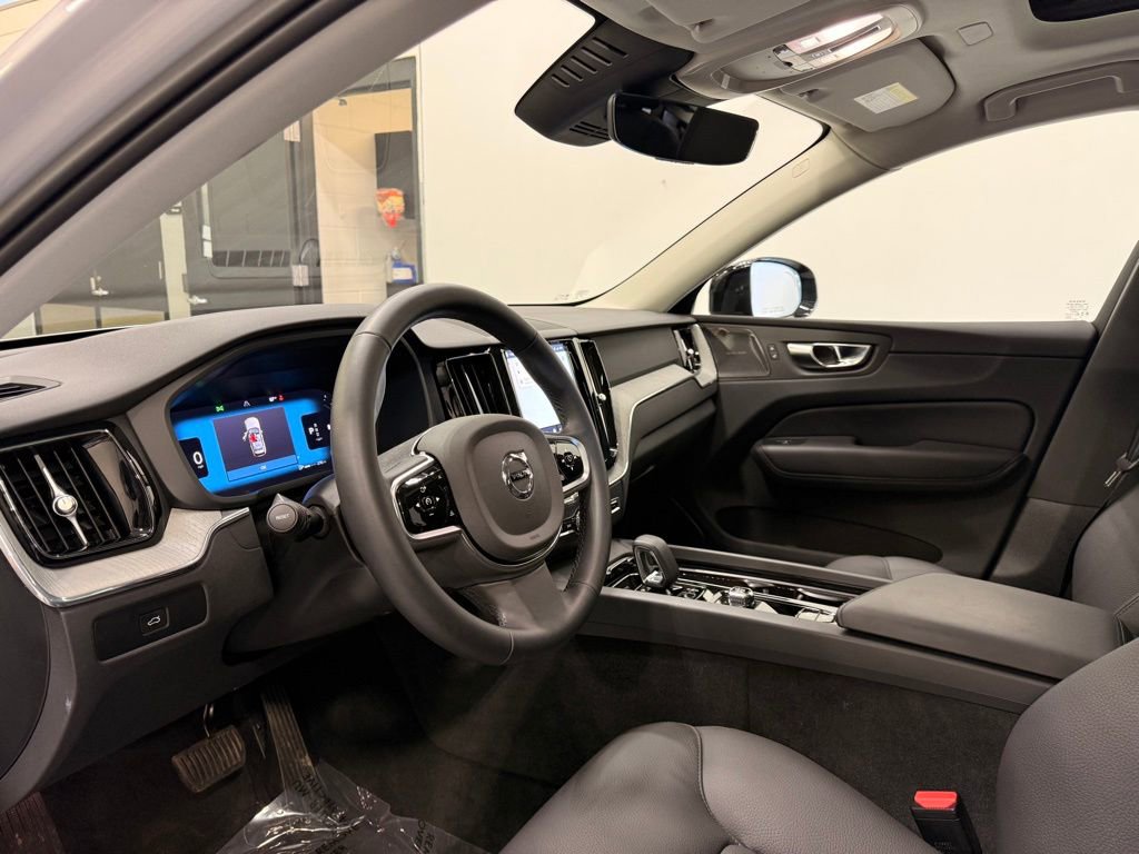 Used 2025 Volvo XC60 B5 Plus w/ Climate Package image 11