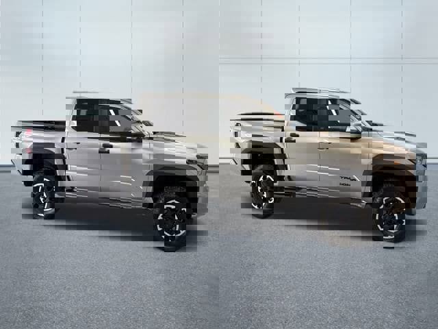 Used 2024 Toyota Tacoma TRD Off-Road image 8