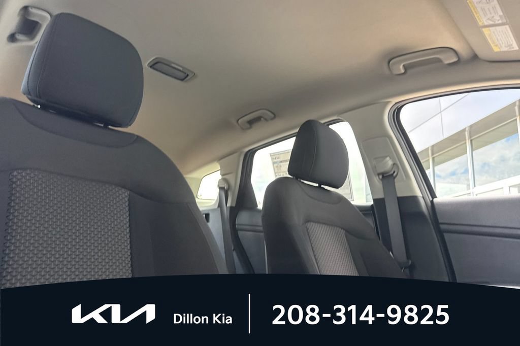 New 2027 Kia Sportage S FWD image 18