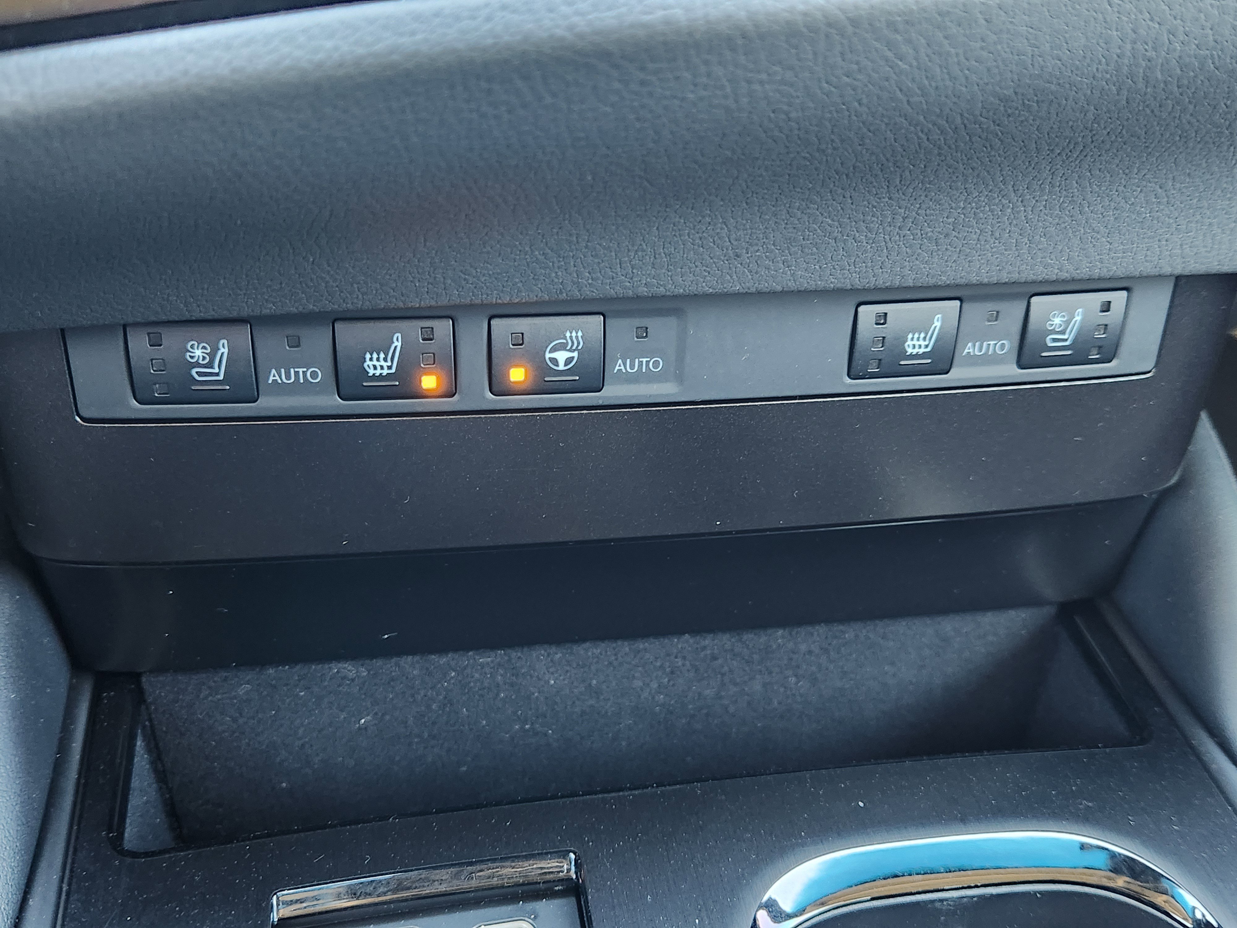 Certified 2023 Lexus ES 350 w/ Premium Package image 23