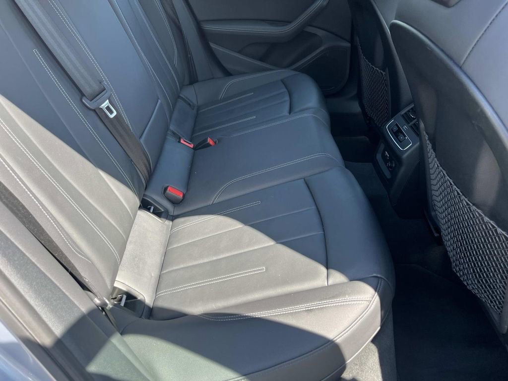 Used 2021 Audi A4 2.0T Premium Plus w/ Premium Plus Package AWD/4WD image 19