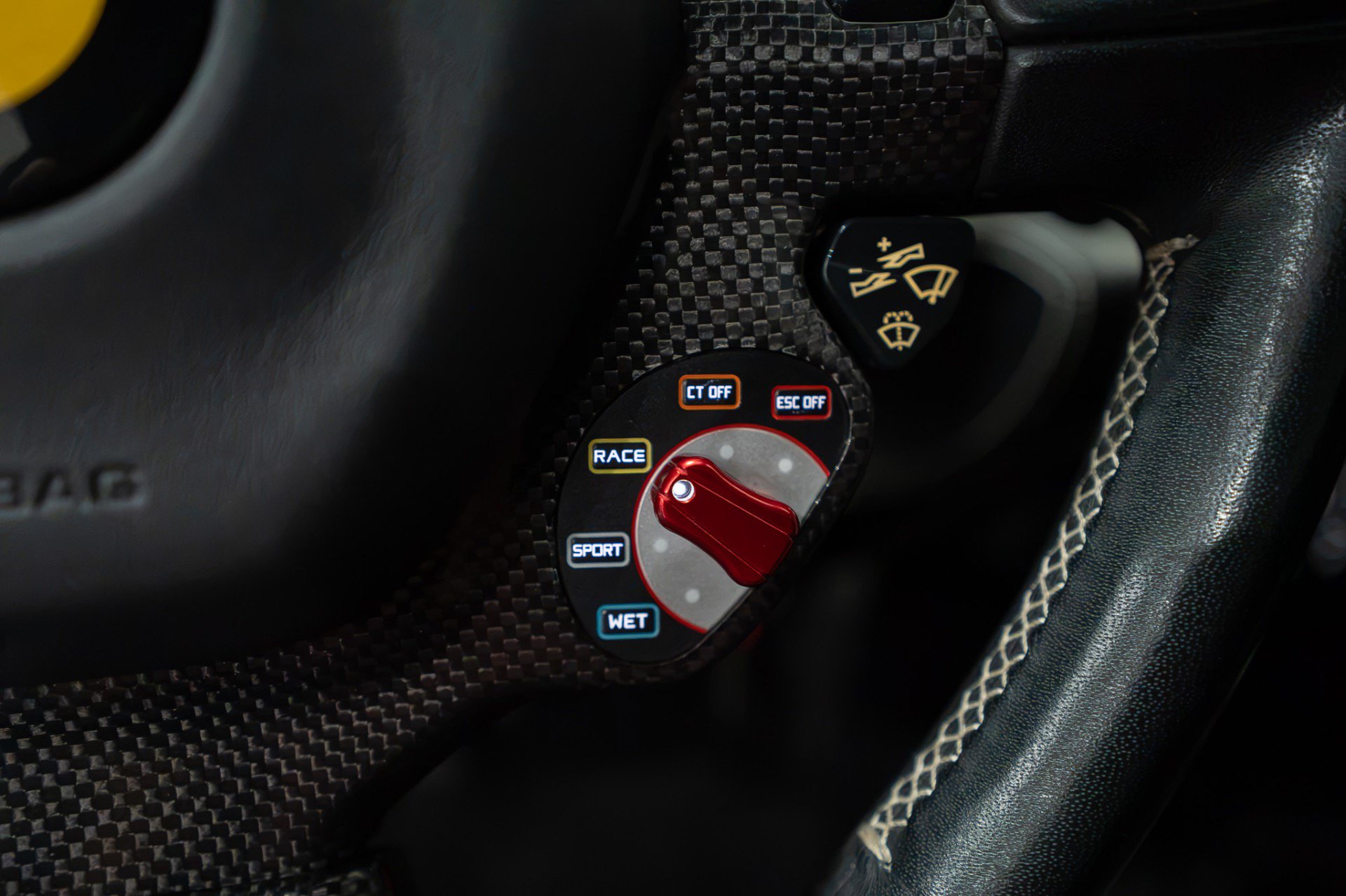 Used 2013 Ferrari 458 Spider RWD image 17