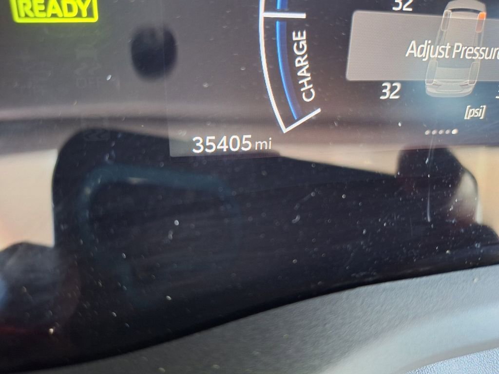 Used 2025 Toyota Camry LE FWD image 19