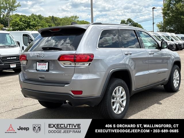Used 2021 Jeep Grand Cherokee Laredo AWD/4WD image 4