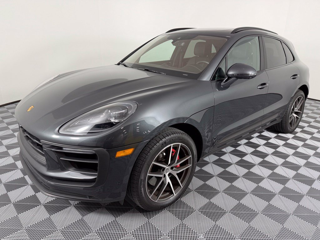 Certified 2025 Porsche Macan S AWD/4WD image 8