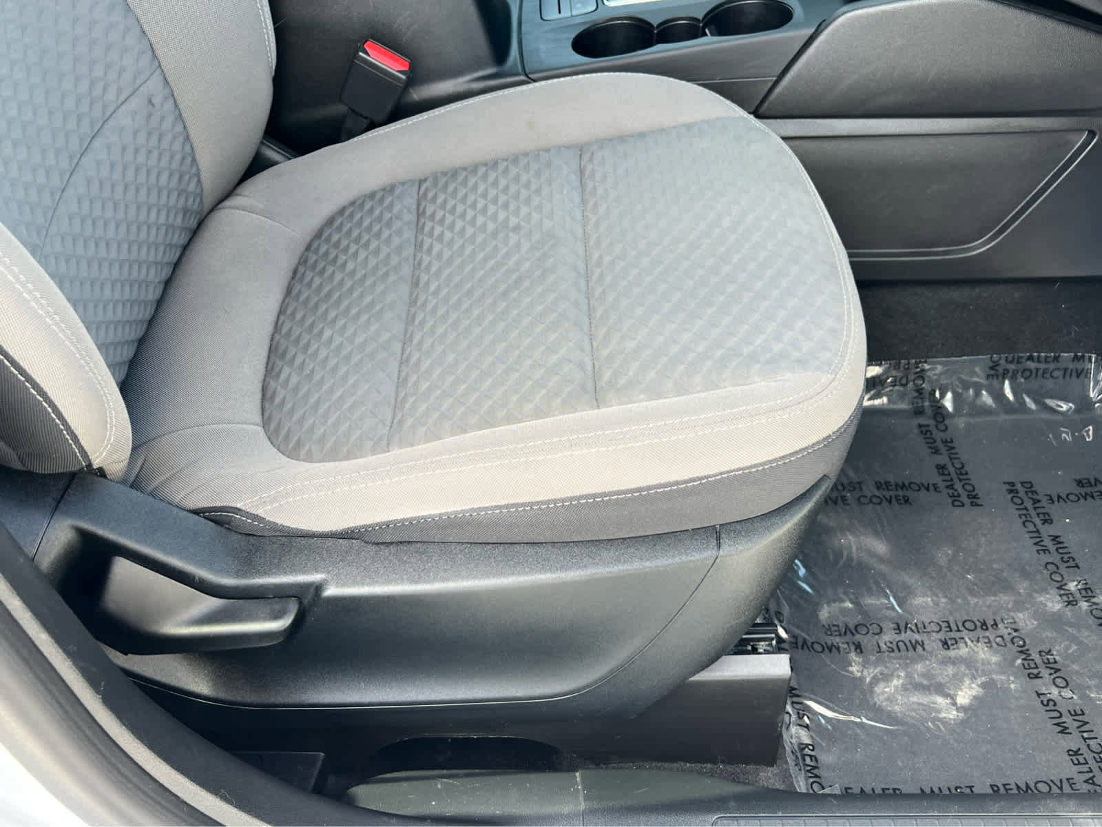 Used 2021 Ford Escape SE w/ Cold Weather Package image 18