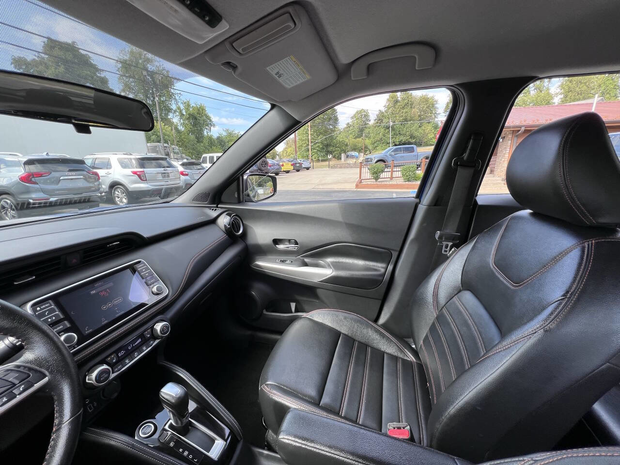 Used 2019 Nissan Kicks SR w/ SR Premium Package image 19