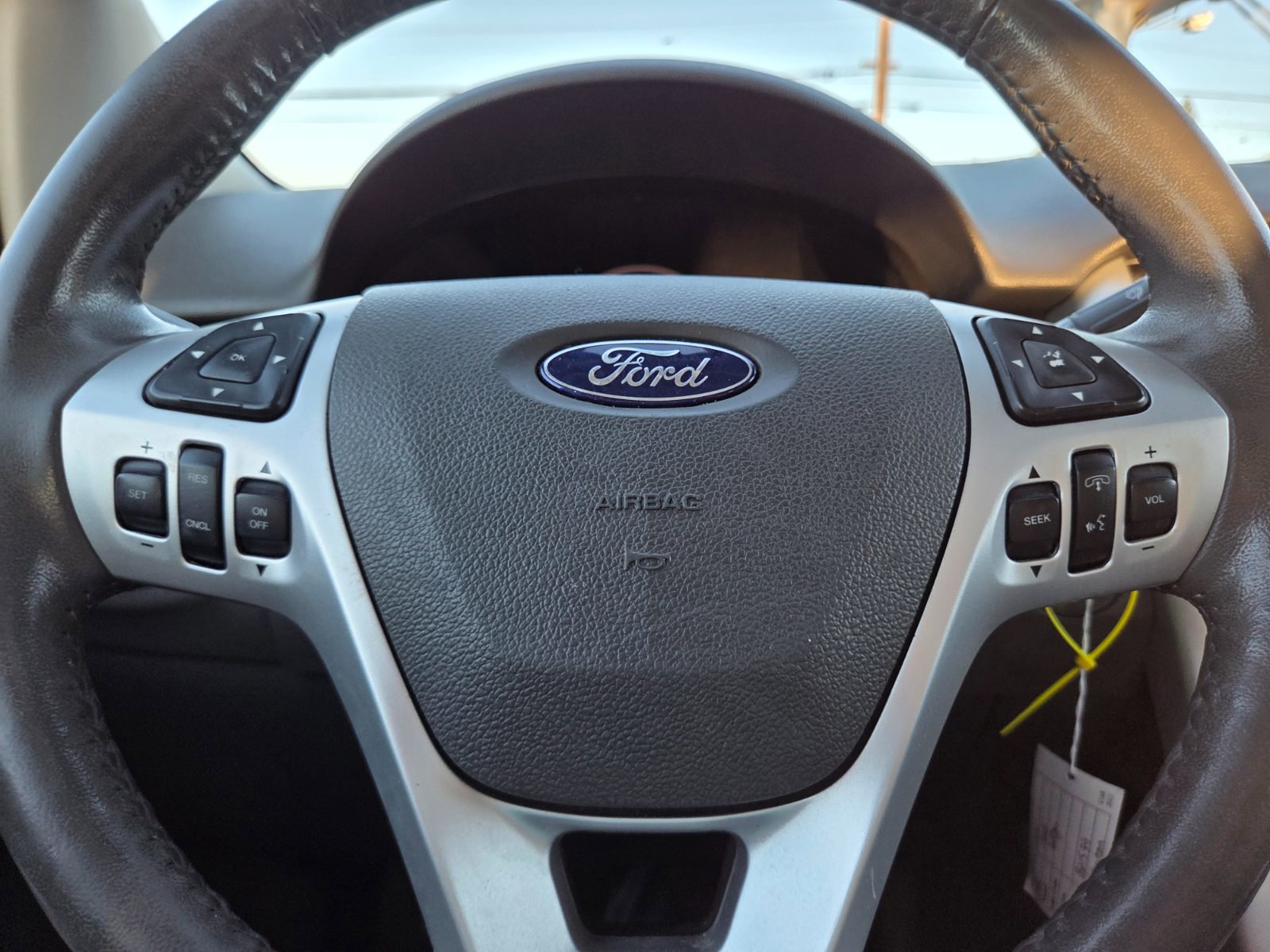 Used 2011 Ford Edge SEL FWD image 18