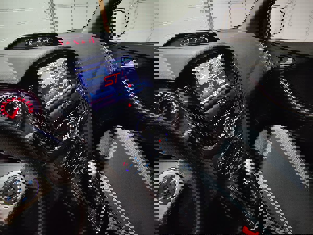 Used 2014 Ford Focus ST w/ Equipment Group 201A image 30