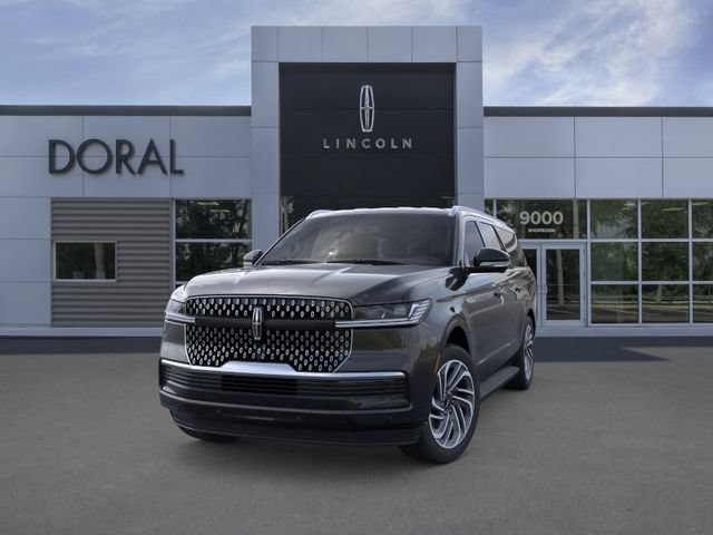 New 2026 Lincoln Navigator L Premier AWD/4WD image 2
