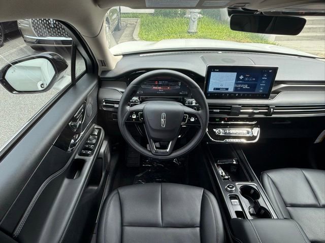 New 2025 Lincoln Corsair Reserve image 6