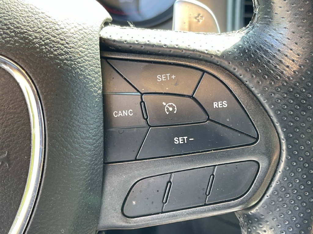 Used 2022 Dodge Charger R/T w/ Driver Convenience Group RWD image 34