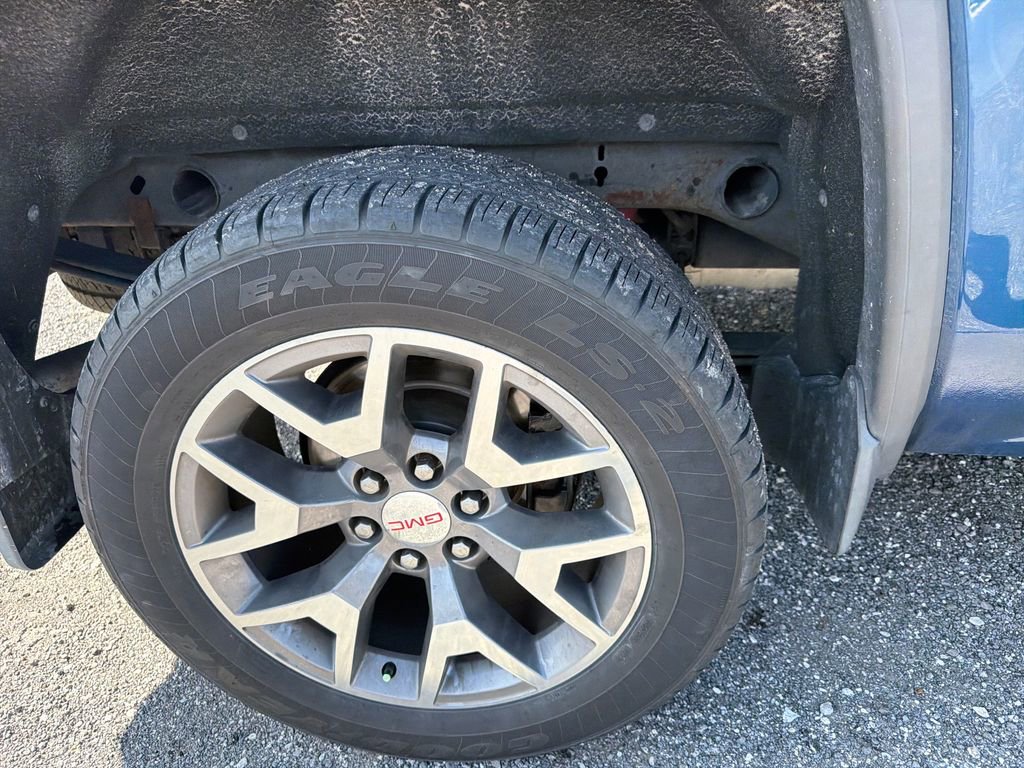 Used 2015 GMC Sierra 1500 SLE image 19