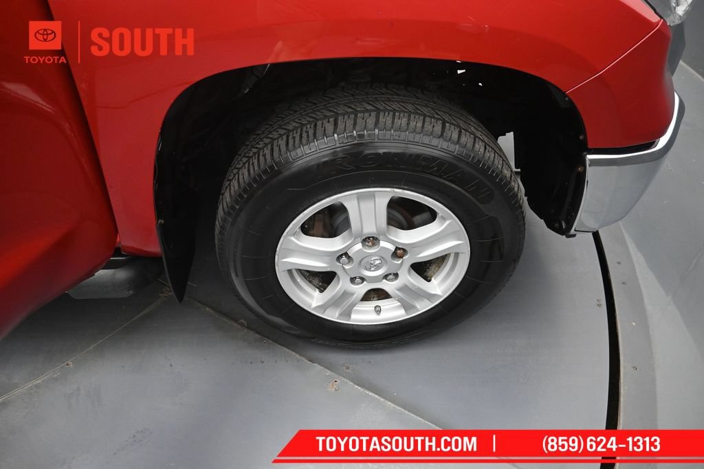 Used 2014 Toyota Tundra SR5 w/ SR5 Upgrade Package AWD/4WD image 32