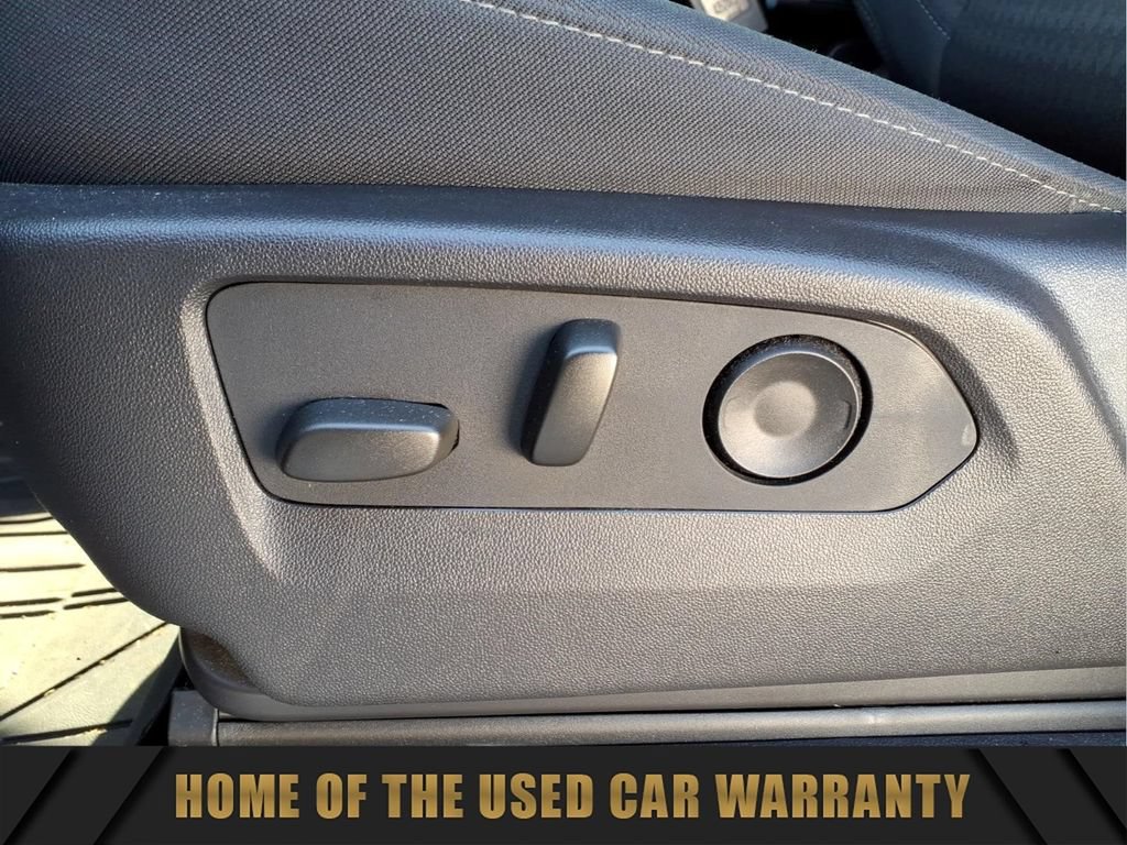 Used 2024 Chevrolet Silverado 1500 Custom AWD/4WD image 17