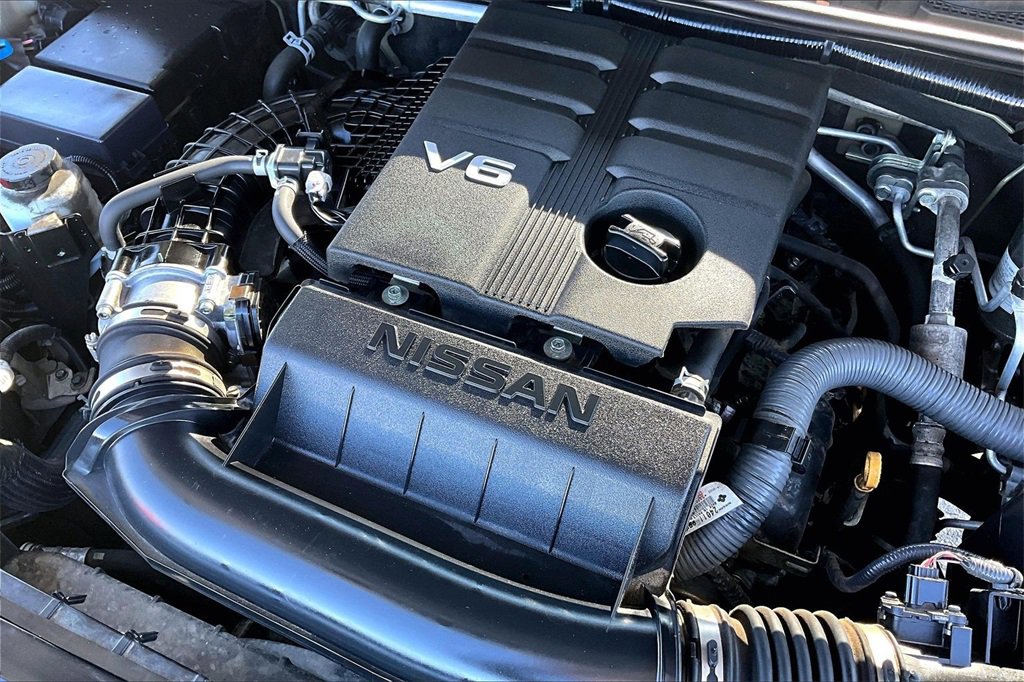 Used 2022 Nissan Frontier Pro-X w/ Technology Package image 31