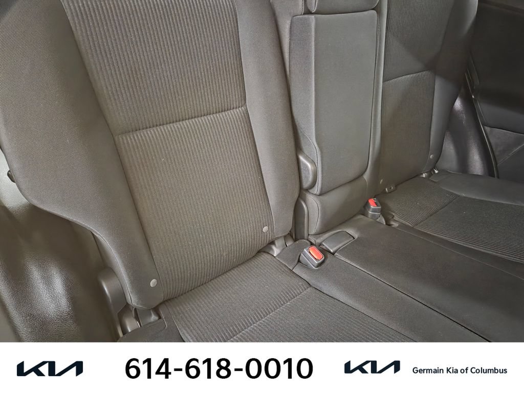 Used 2016 Toyota RAV4 LE FWD image 19