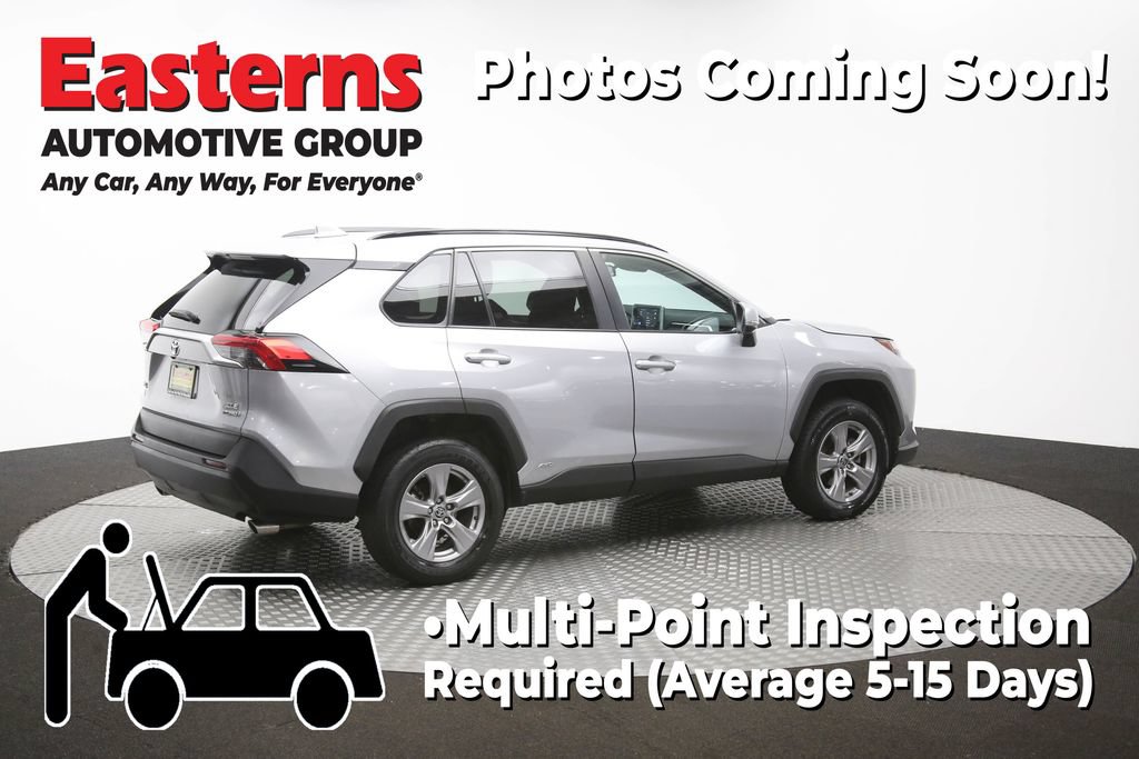 Used 2024 Toyota RAV4 XLE AWD/4WD image 40