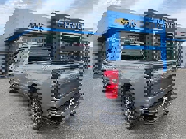 Used 2023 Chevrolet Silverado 1500 LT image 3