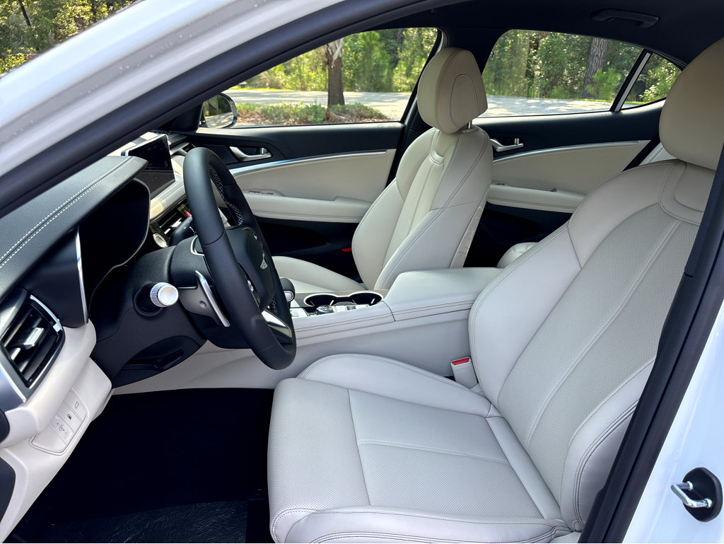 New 2026 Genesis G70 2.5T image 28