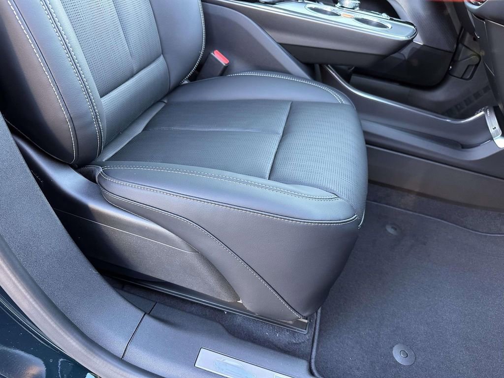 New 2026 Cadillac Lyriq Premium Luxury image 9