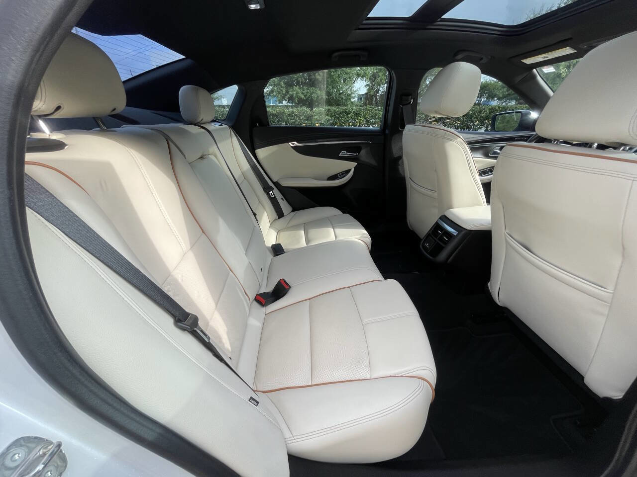 Used 2017 Chevrolet Impala Premier w/ Enhanced Convenience Package image 13