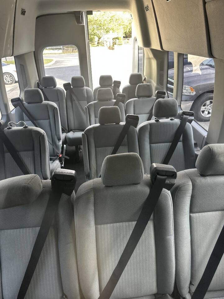 Used 2015 Ford Transit 350 XLT image 8