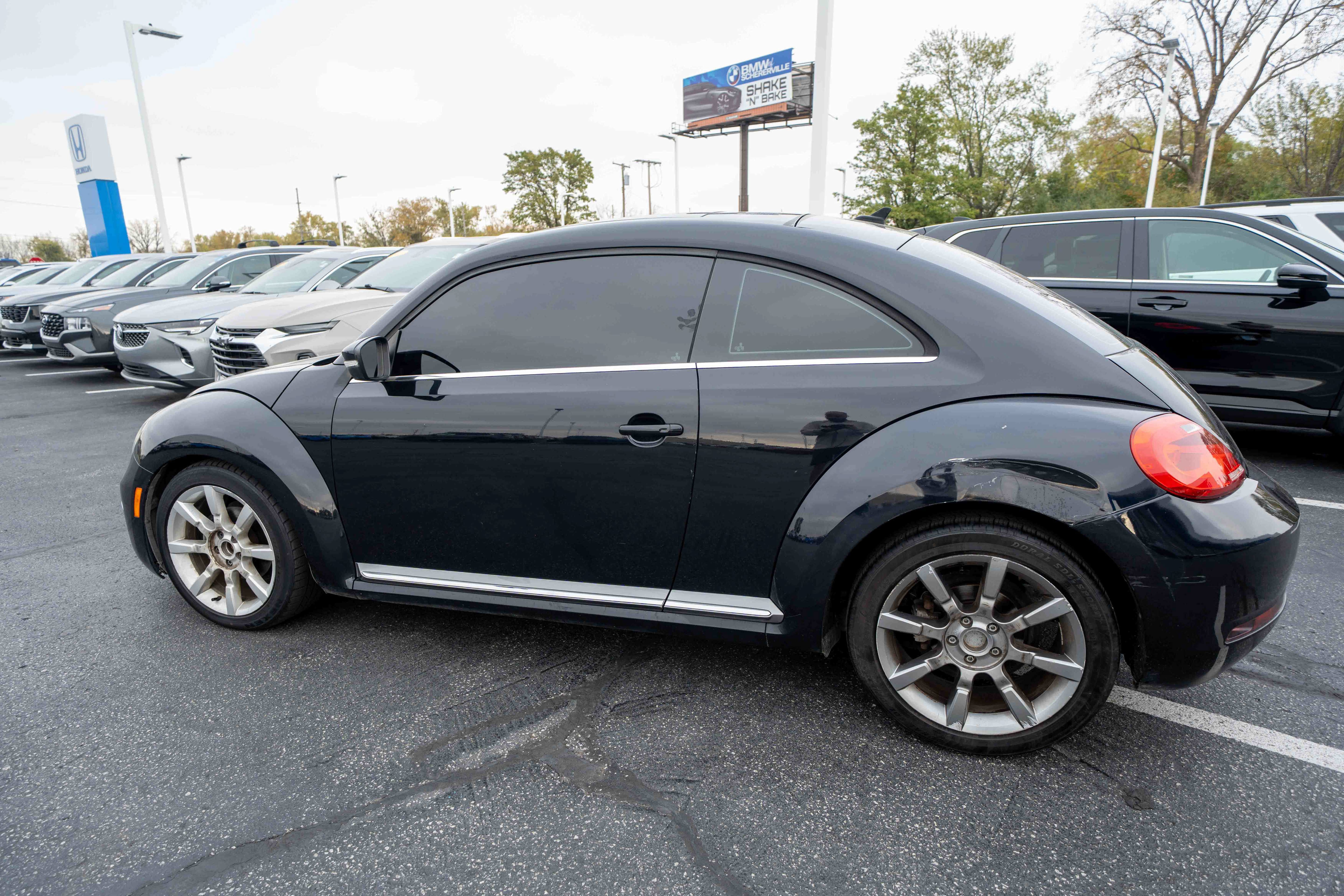 Used 2014 Volkswagen Beetle TDI FWD image 4