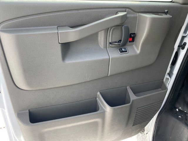 Certified 2024 GMC Savana 2500 Extended w/ Driver Convenience Package RWD image 14