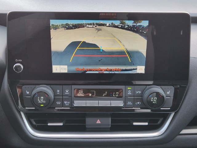 Used 2025 Toyota Grand Highlander AWD image 17
