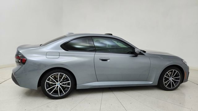 Used 2025 BMW 230i xDrive Coupe image 6