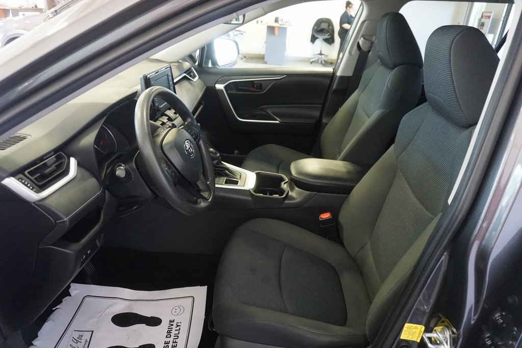 Certified 2022 Toyota RAV4 LE image 17