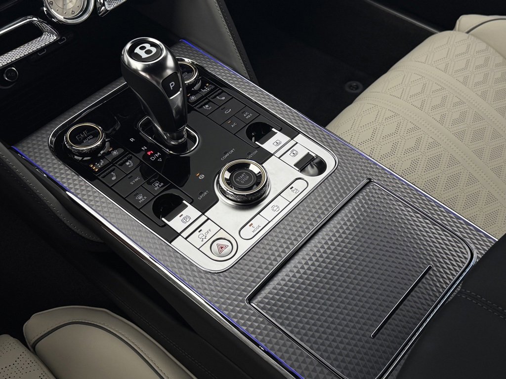 New 2026 Bentley Flying Spur Plug-In Hybrid image 46