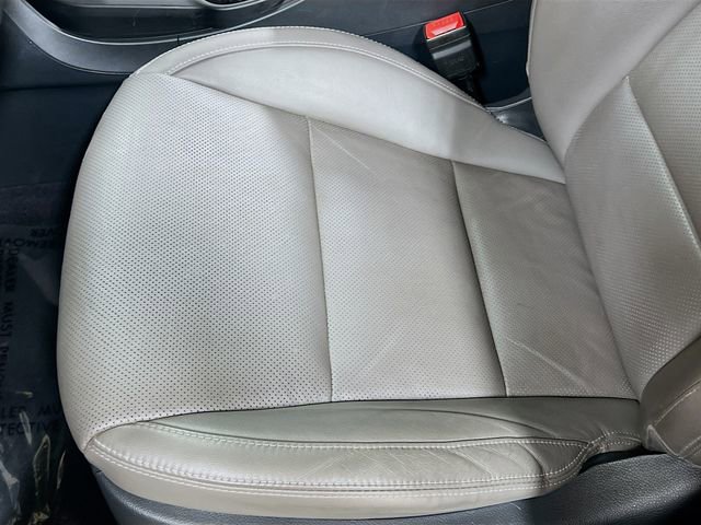 Used 2017 Hyundai Santa Fe Limited image 20