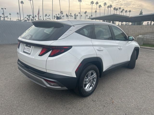 New 2026 Hyundai Tucson SE image 4