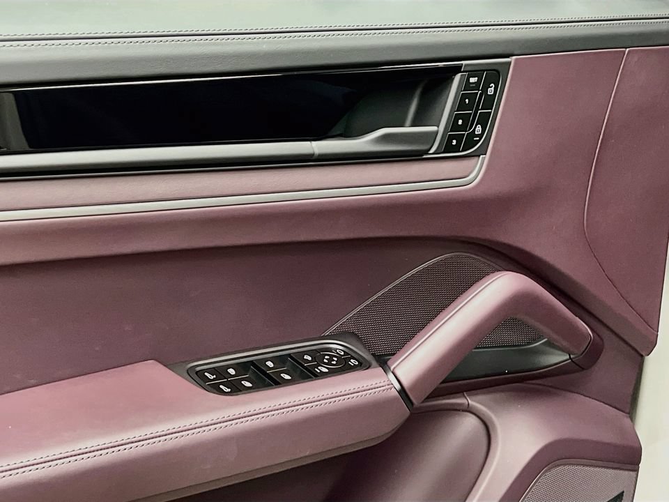 New 2026 Porsche Cayenne AWD/4WD image 20