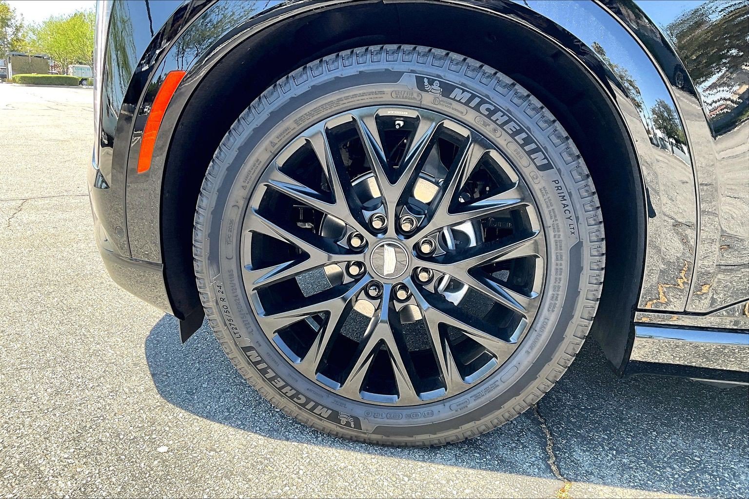 New 2026 Cadillac Escalade IQ Sport 2 w/ LPO, ONYX Package AWD/4WD image 13