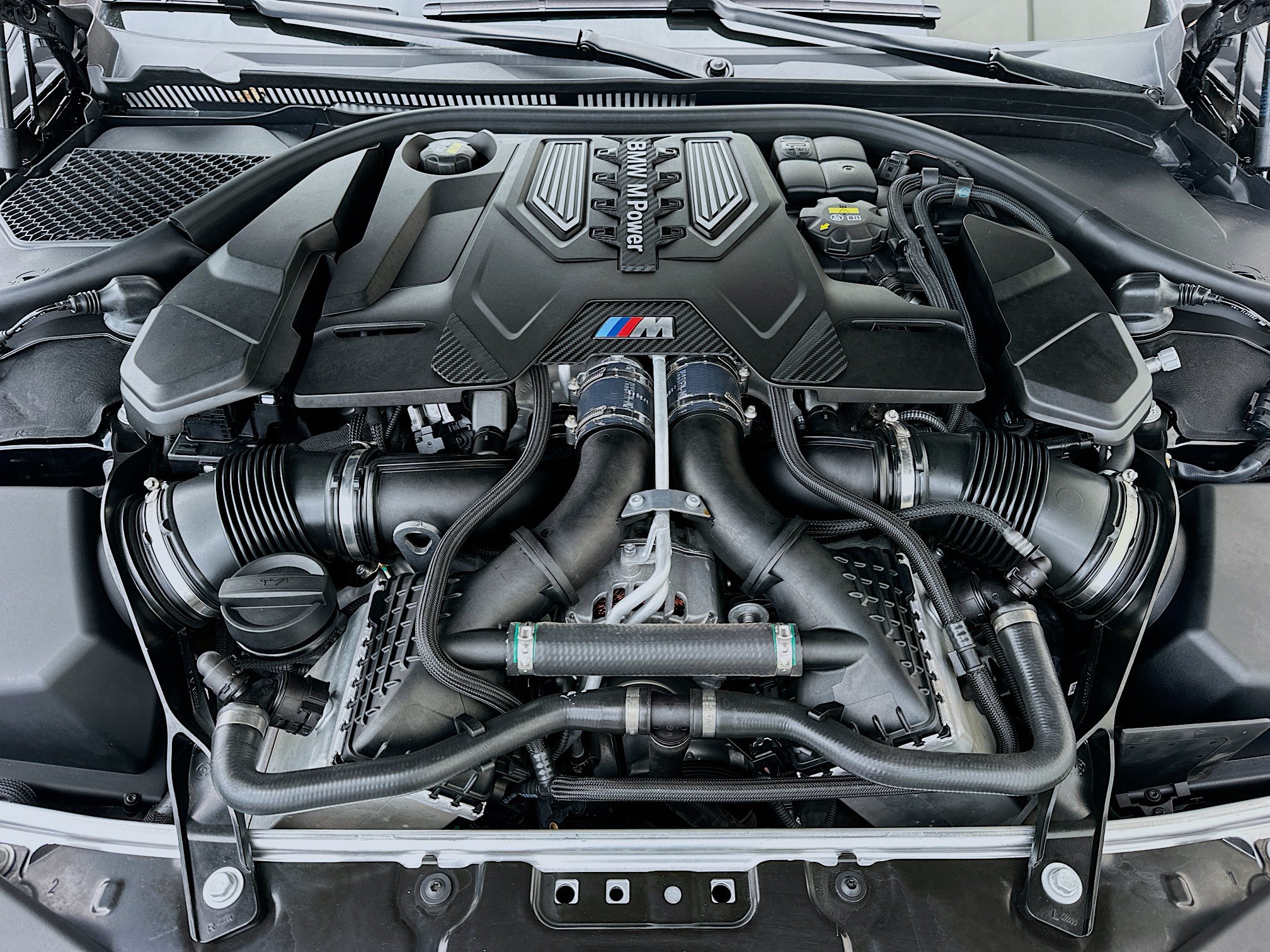 Used 2023 BMW M8 Competition w/ M Carbon Exterior Package AWD/4WD image 29