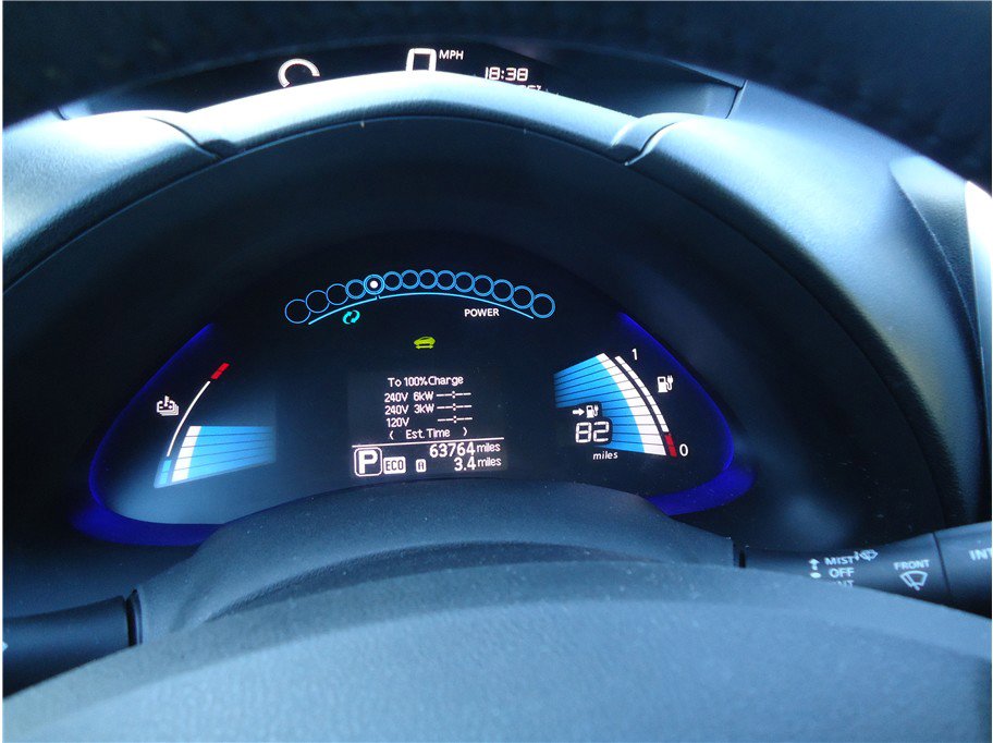 Used 2015 Nissan Leaf SV w/ LED & Quick Charge Package FWD image 24