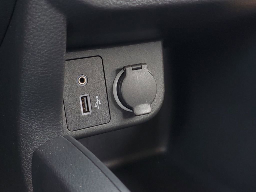 Used 2023 Nissan Kicks S w/ Interior Electronics Package FWD image 27