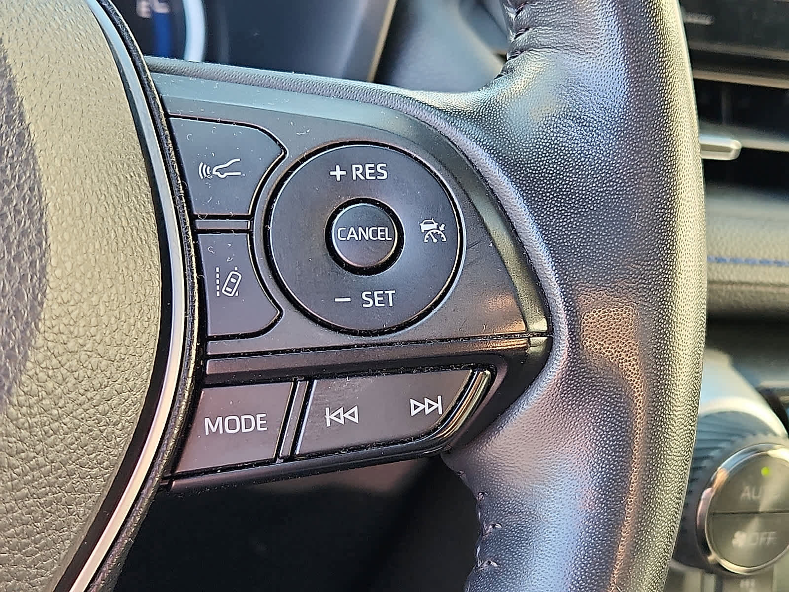 Used 2022 Toyota RAV4 XSE image 24