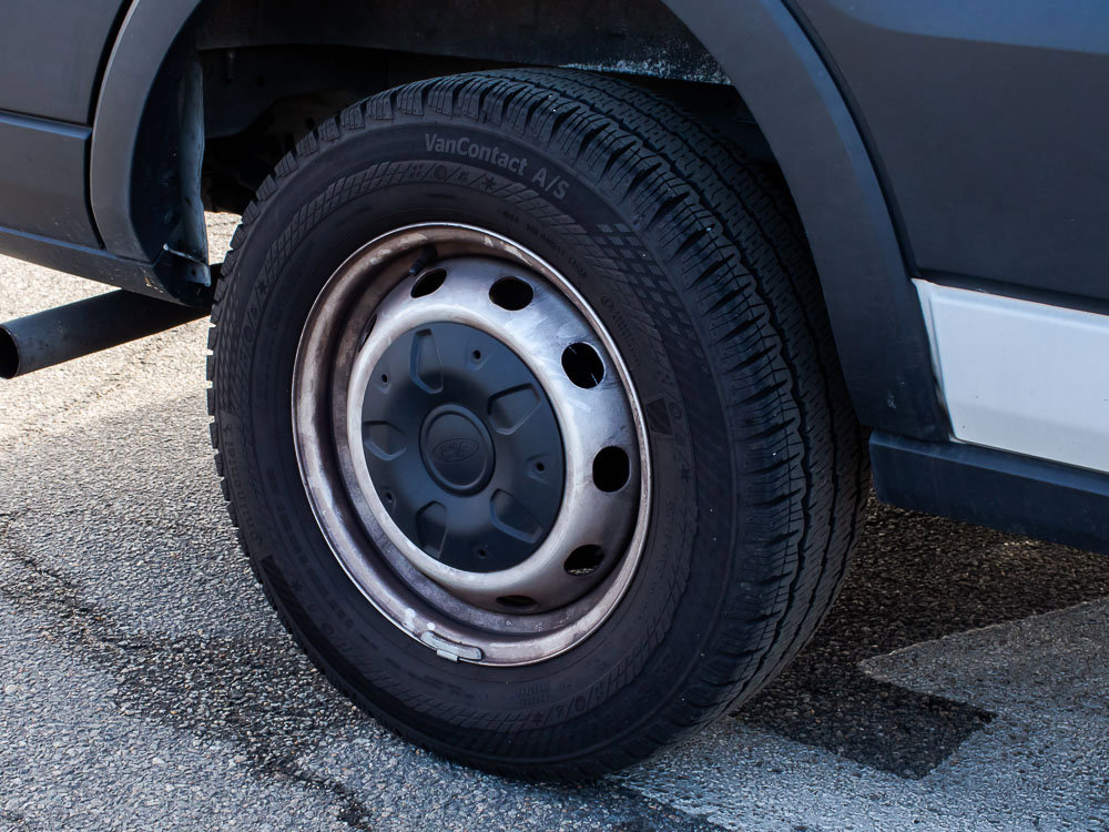 Used 2020 Ford Transit 250 Low Roof image 6